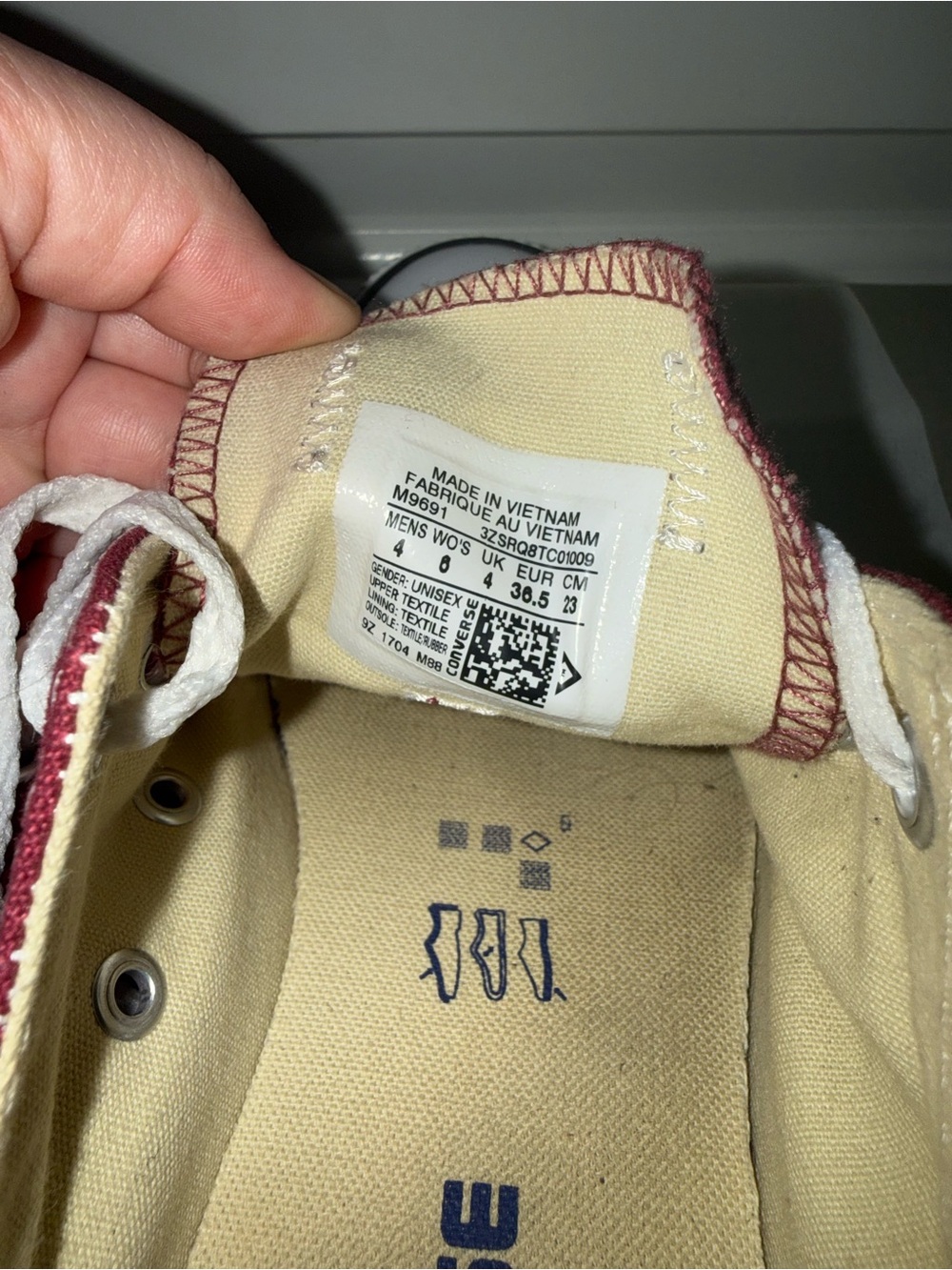 Converse Chuck Taylor All Star Low Top Sneakers - Burgundy - Picture 2 of 8